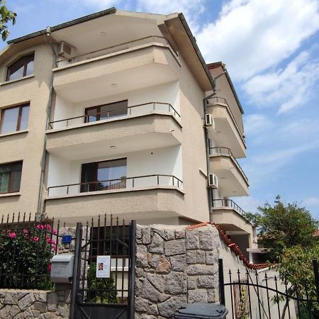 Yanevi Apartments Chernomorets Dış mekan fotoğraf