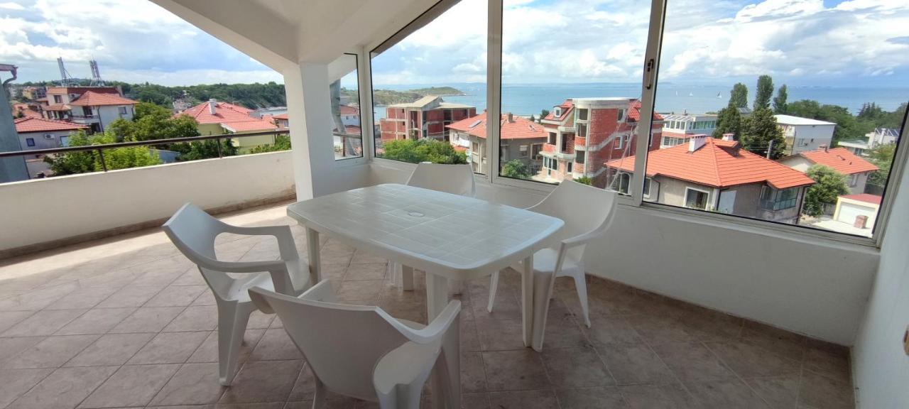Yanevi Apartments Chernomorets Dış mekan fotoğraf