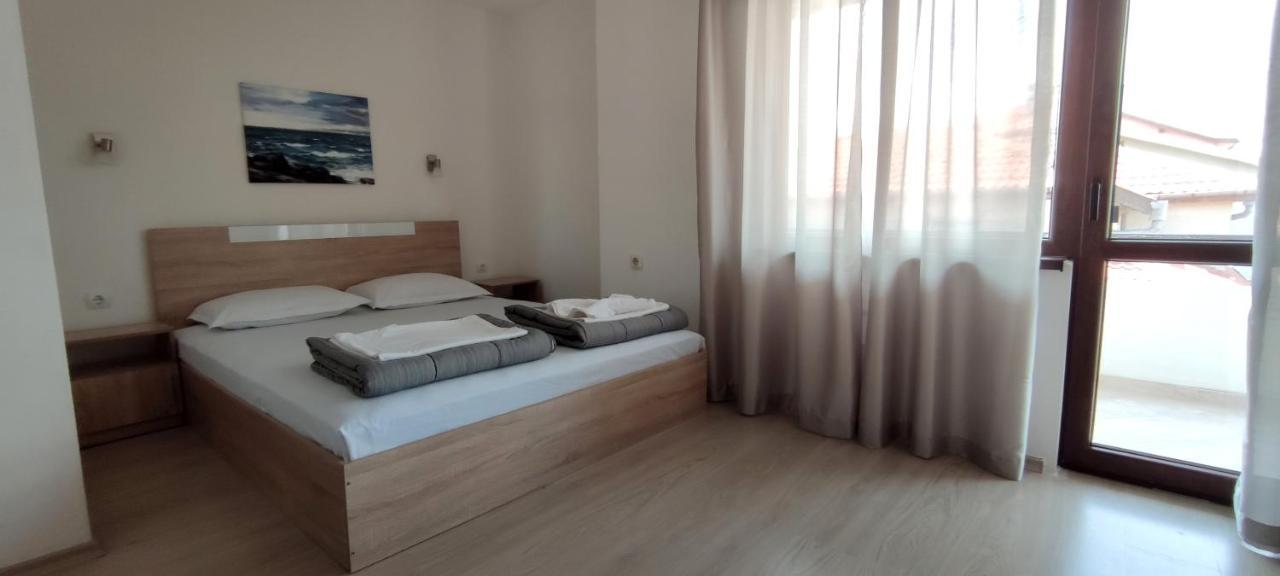 Yanevi Apartments Chernomorets Dış mekan fotoğraf